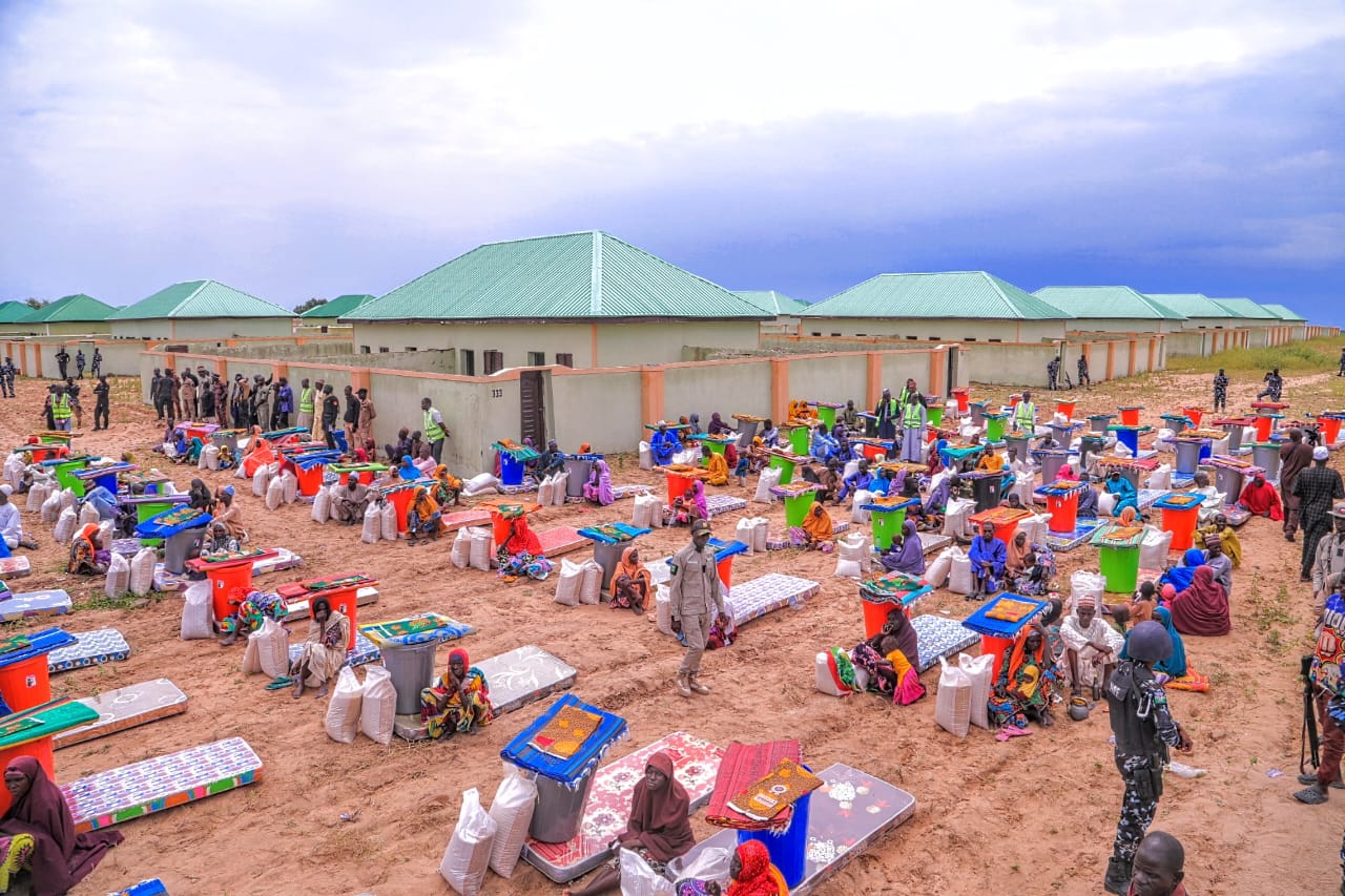 Borno IDPs receive food, cash, and housing support from Gov. Zulum Borno IDPs receive food, cash, and housing support from Gov. Zulum