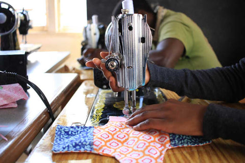 Teenagers arrested for stealing sewing machines in Maiduguri Teenagers arrested for stealing sewing machines in Maiduguri
