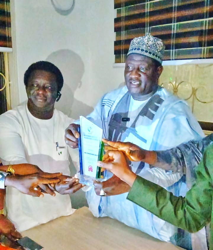 APC chieftain bags leadership award, calls on leaders to look after their masses