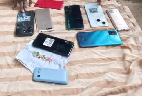 Teenager, brothers among suspects arrested for criminal offenses in Maiduguri Teenager, brothers among suspects arrested for criminal offenses in Maiduguri