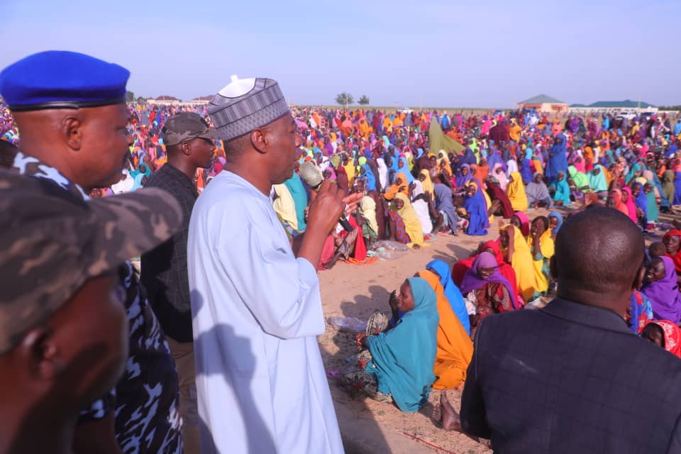 Gov. Zulum distributes N350m to 35,000 women in Dikwa Gov. Zulum distributes N350m to 35,000 women in Dikwa